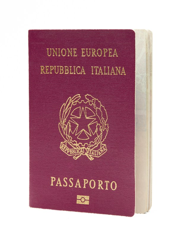 Sample passport photo, not flagged because documents are not detected
